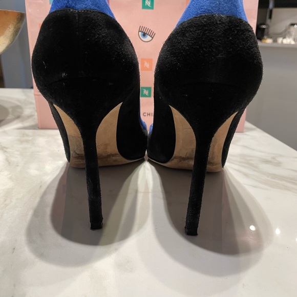 Manolo Blahnik Heels - Picture 3 of 5